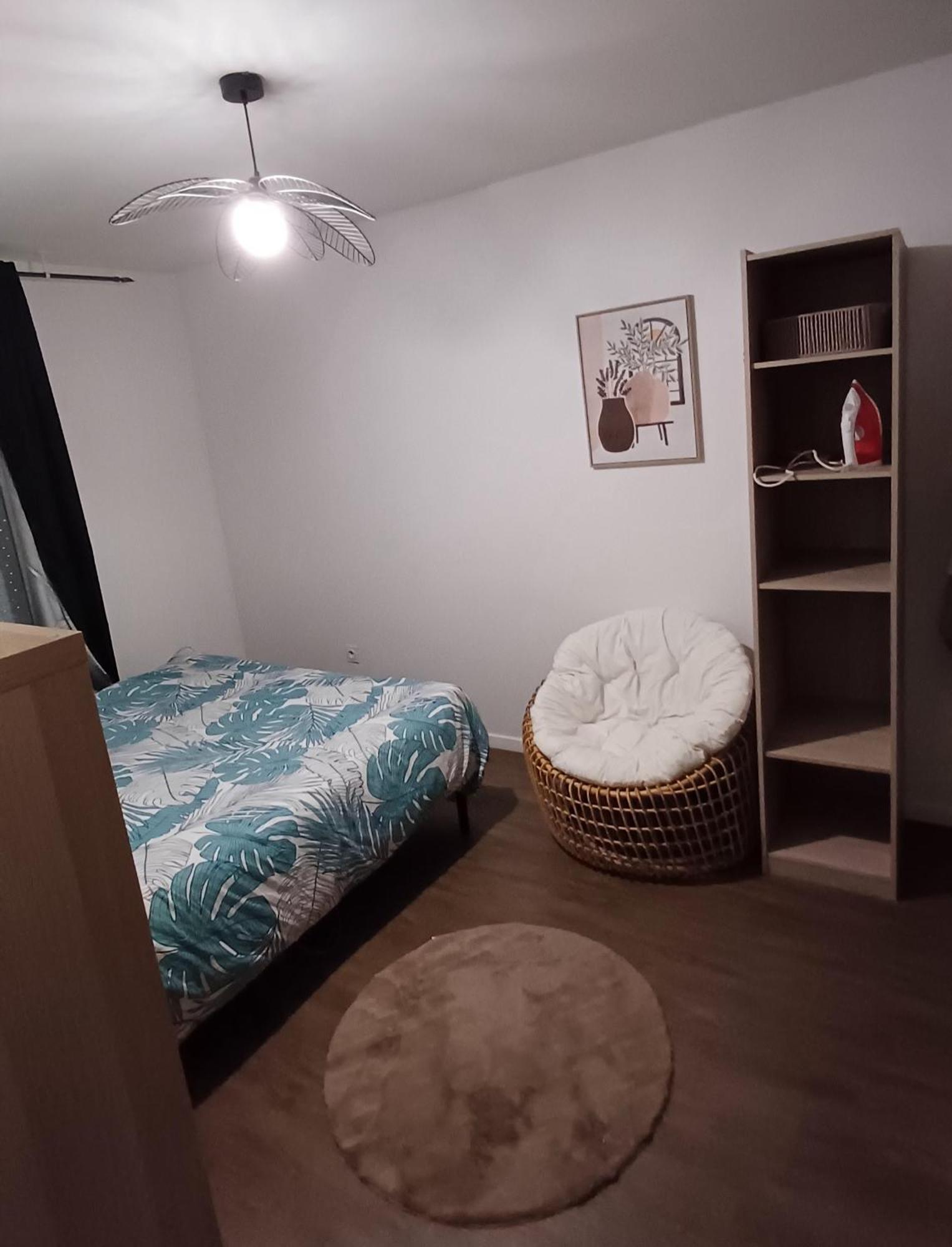 Apparemment Cosy Avec Parking Exterieur Gratuit Apartment Aulnay-sous-Bois Exterior photo